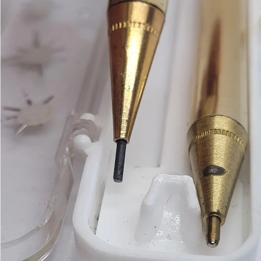 Mid Century Atomic Pen Set‎ Gold Star Rhinestone Clear Case Statement Piece
